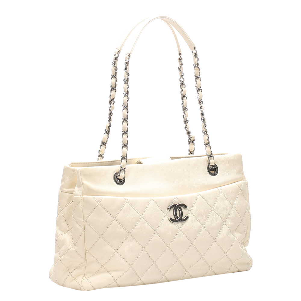 

Chanel White Leather Wild Stitch Tote