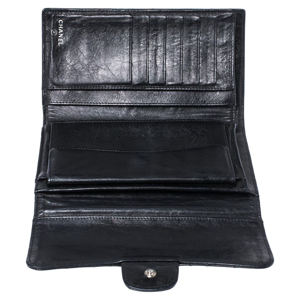 

Chanel Black Quilted Leather Reissue Trifold Wallet