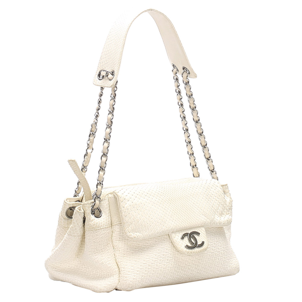 

Chanel White Cotton Canvas Accordion CC Shoulder Bag