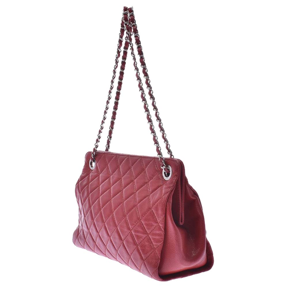 

Chanel Red Quilted Caviar Leather Shoulder Bag