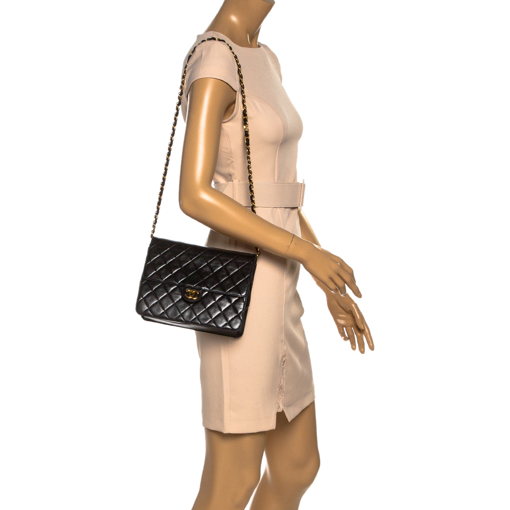 

Chanel Black Quilted Leather Vintage CC Flap Bag