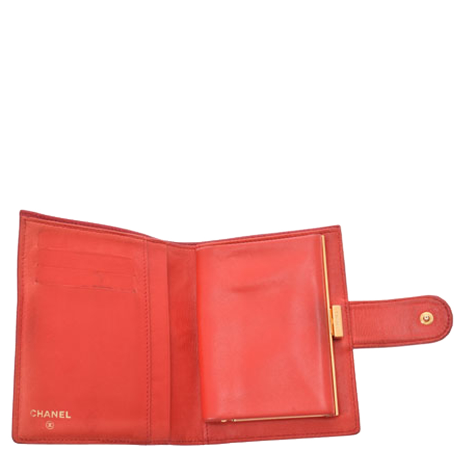 

Chanel Red Leather CC Wallet