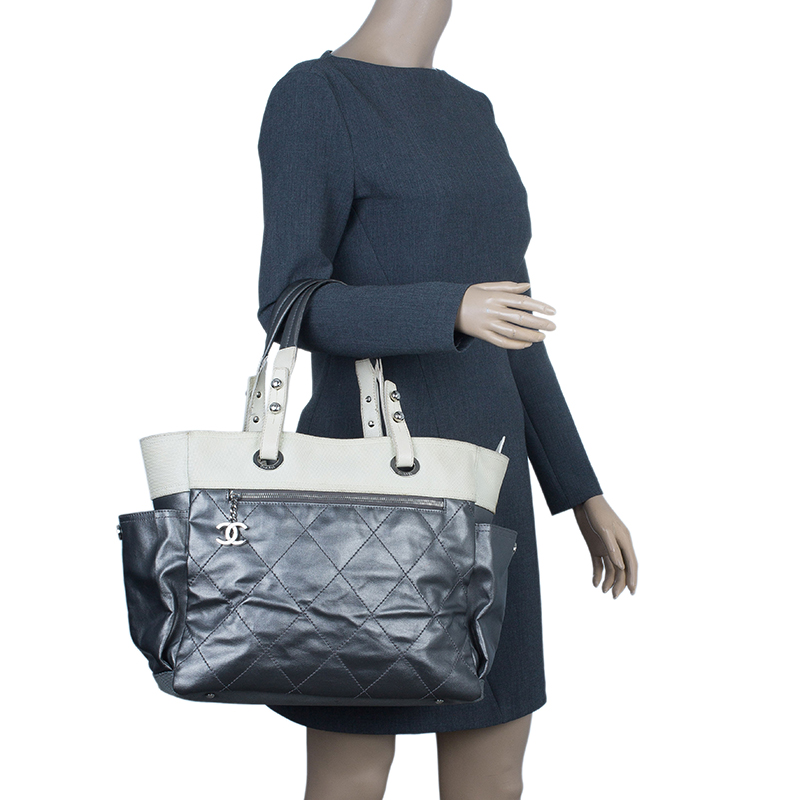 

Chanel Metallic Grey Coated Canvas Large Quilted Paris Biarritz Tote