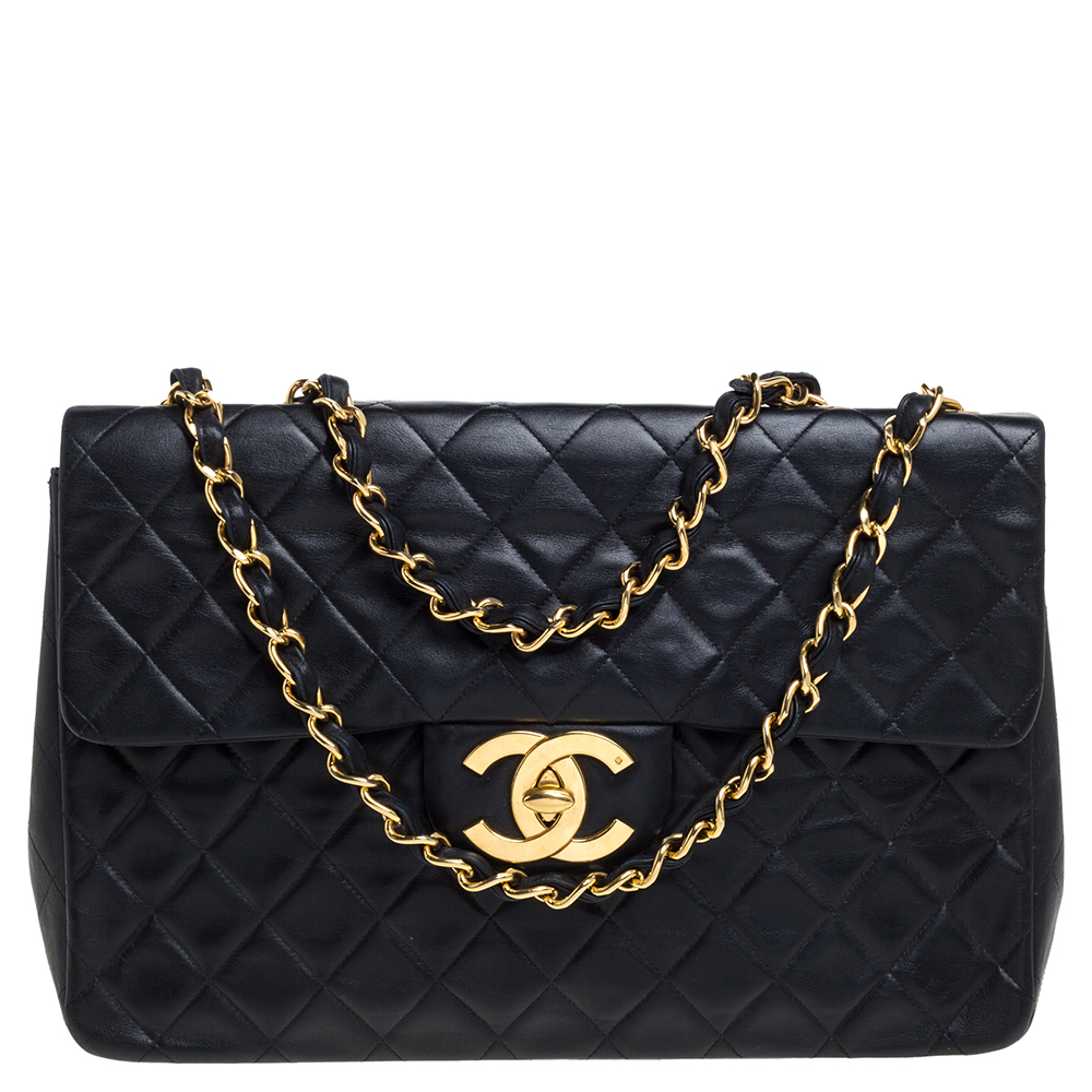 مملوكة مسبقًا Chanel Black Quilted Leather Maxi Vintage Classic Single Flap Bag