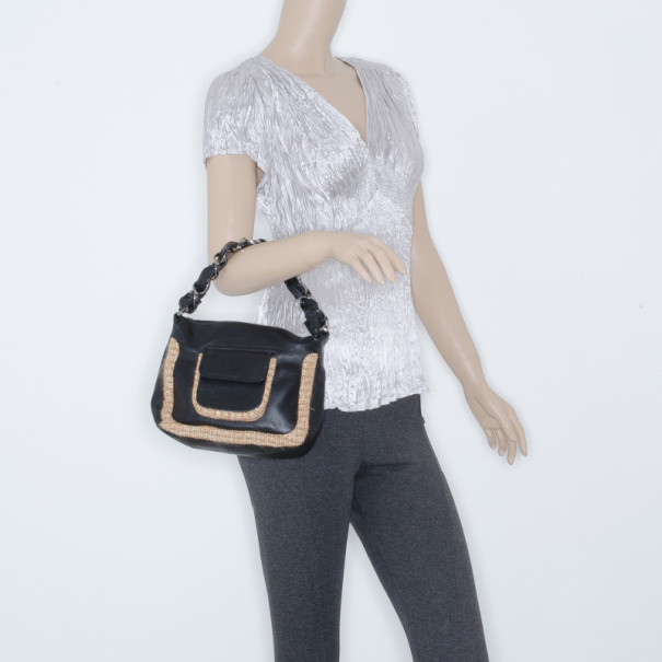 

Chanel Black Tweed and Leather Shoulder Bag