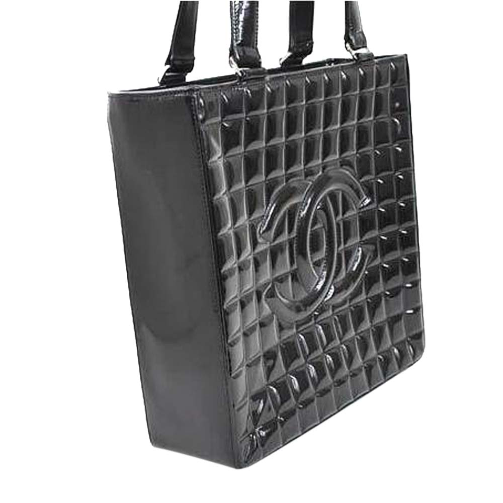 

Chanel Black Patent Leather Choco Bar Tote Bag