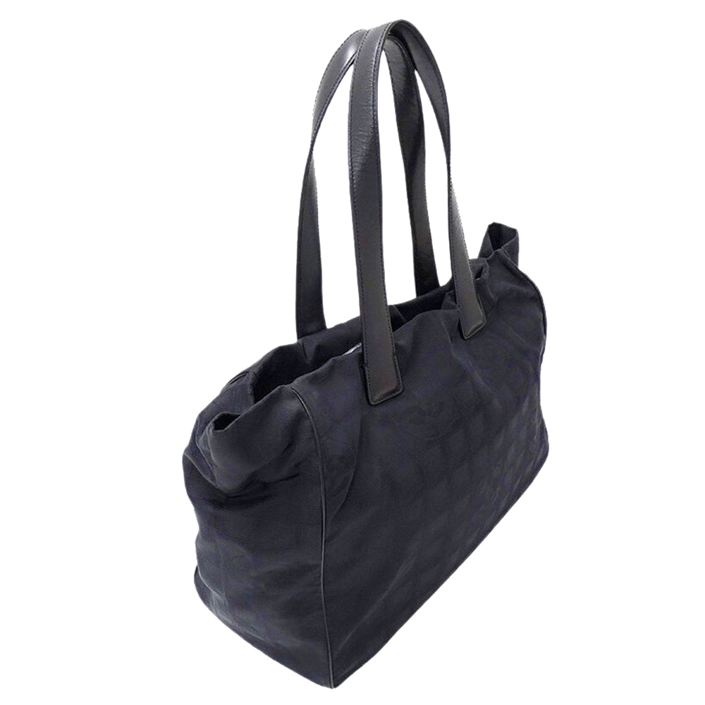 

Chanel Black Nylon Travel Line Tote Bag