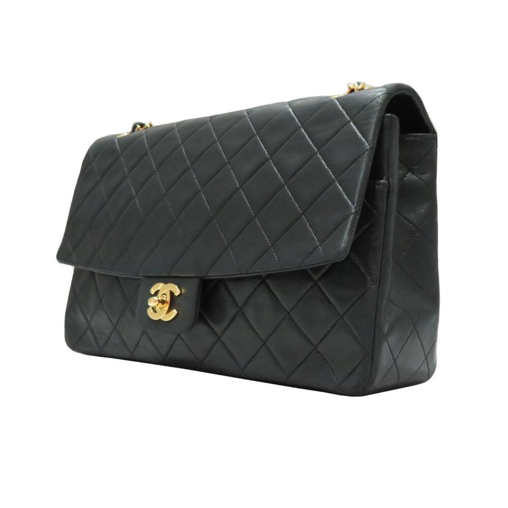 

Chanel Black Leather Vintage Flap bag