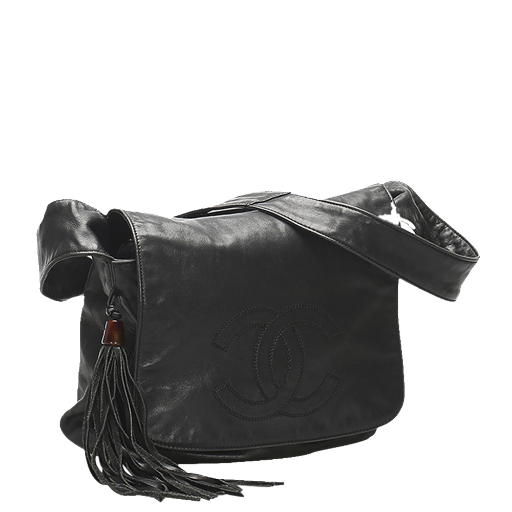 

Chanel Black Lambskin Leather Tassel Messenger Bag