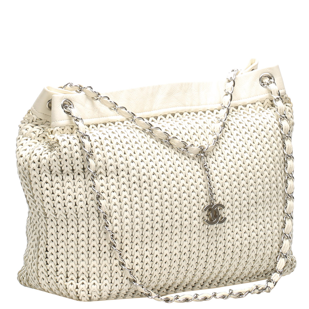 

Chanel White Woven CC Tote Bag