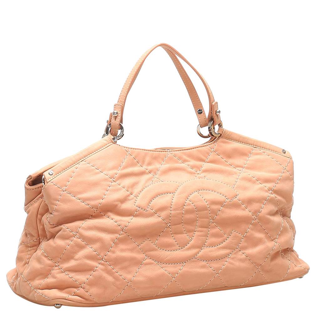 

Chanel Pink Quilted Leather Sea Hit Small Tote Bag