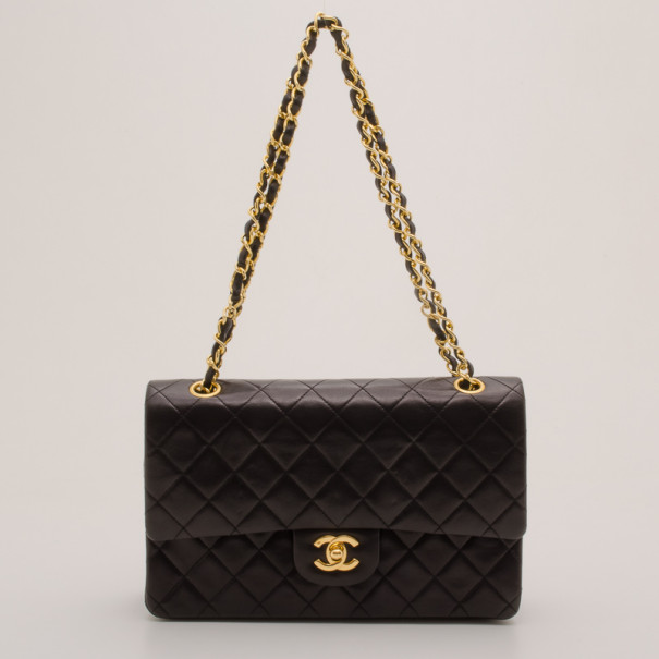 Pre Owned Chanel Vintage Black Lambskin Medium Flap Bag 