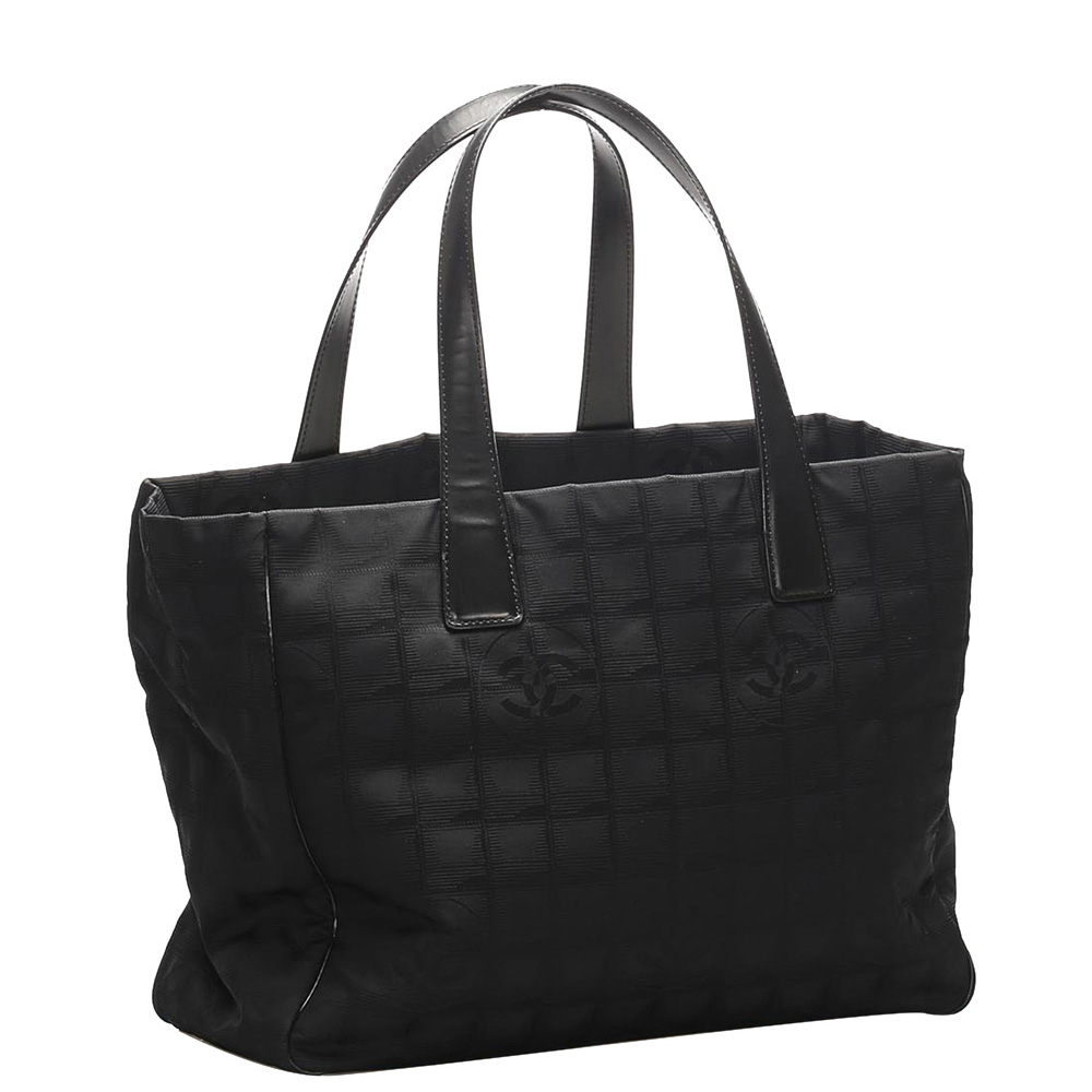 

Chanel Black Nylon Travel Line Tote Bag