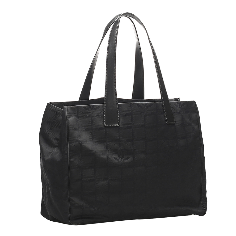

Chanel Black New Travel Line Canvas Tote Bag
