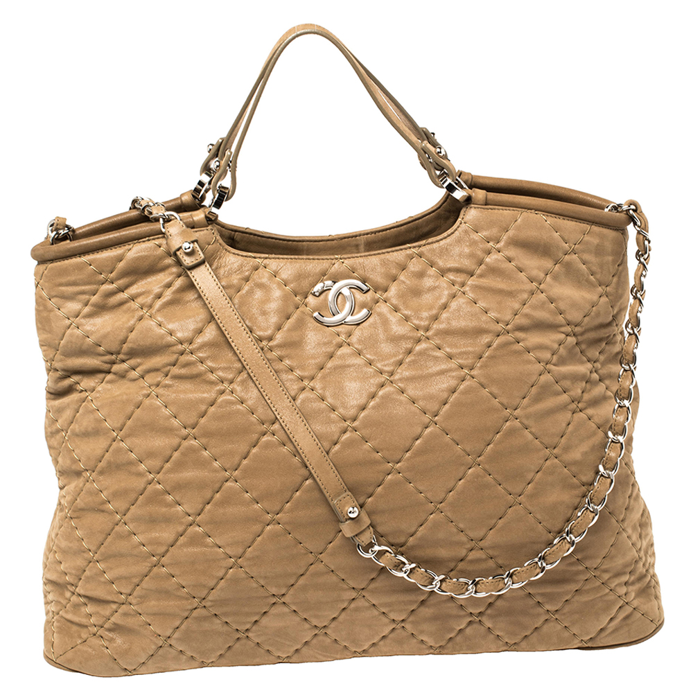 مملوكة مسبقًا Chanel Beige Quilted Shimmer Nubuck Leather Sea Hit Tote
