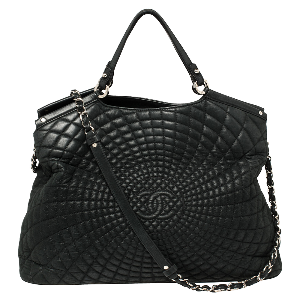 مملوكة مسبقًا حقيبة شانيل سي هيت جلد أيرسيدنت أخضر داكن مبطن كبيرة