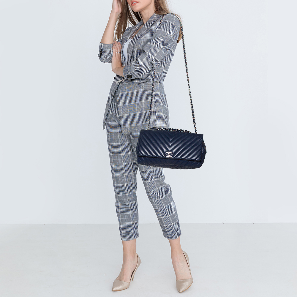 

Chanel Navy Blue Chevron Leather CC Single Flap Bag