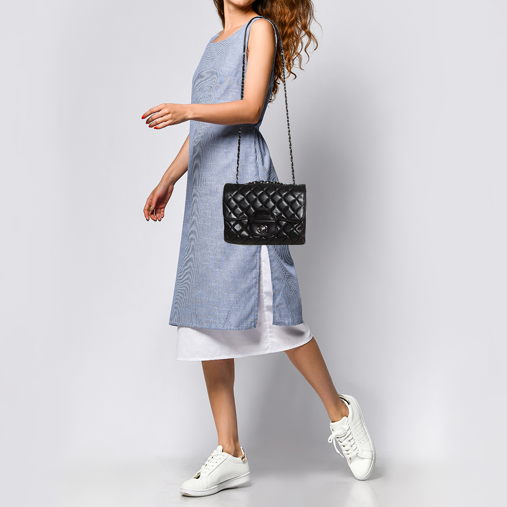 

Chanel Black Quilted Leather Classic Flap Bag
