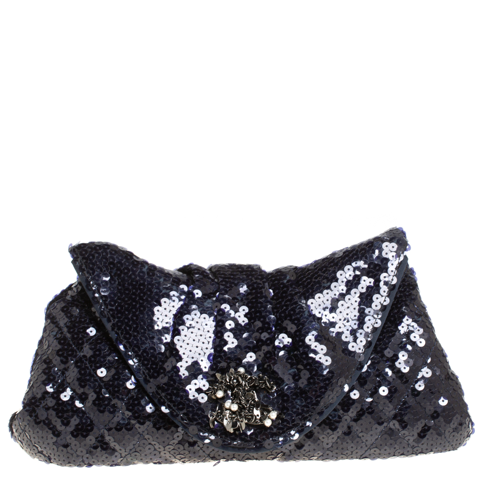 Pre-owned Chanel Navy Blue Sequins Cc Half Moon Clutch
