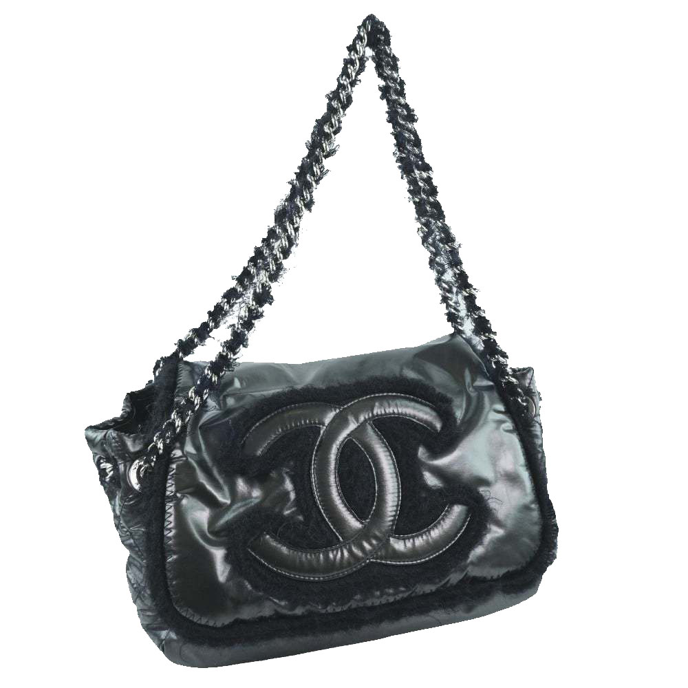 

Chanel Black Nylon Shoulder Bag