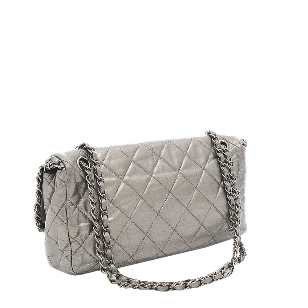 

Chanel Silver Leather Quilted Shoulder Bag