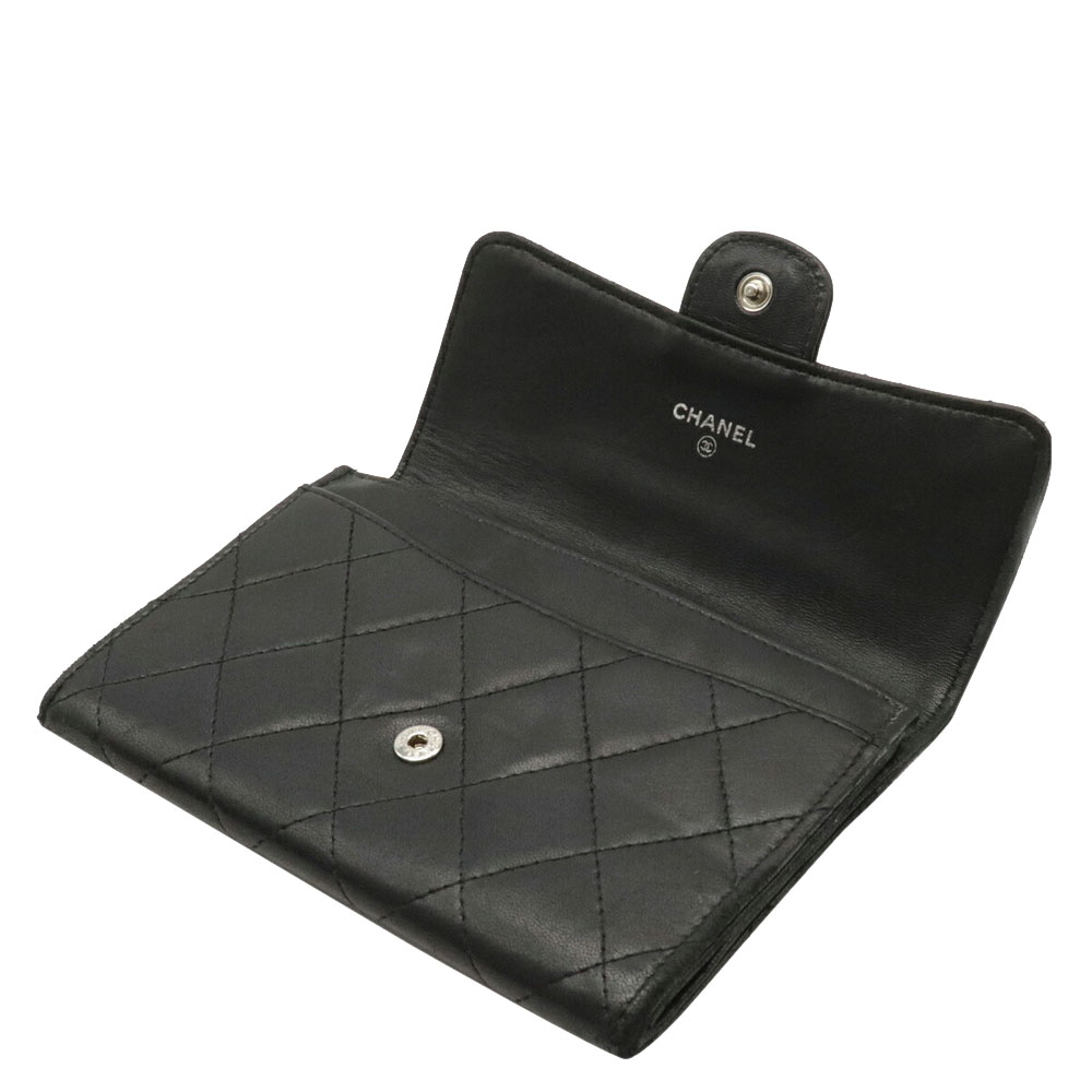 

Chanel Black Leather Wallet