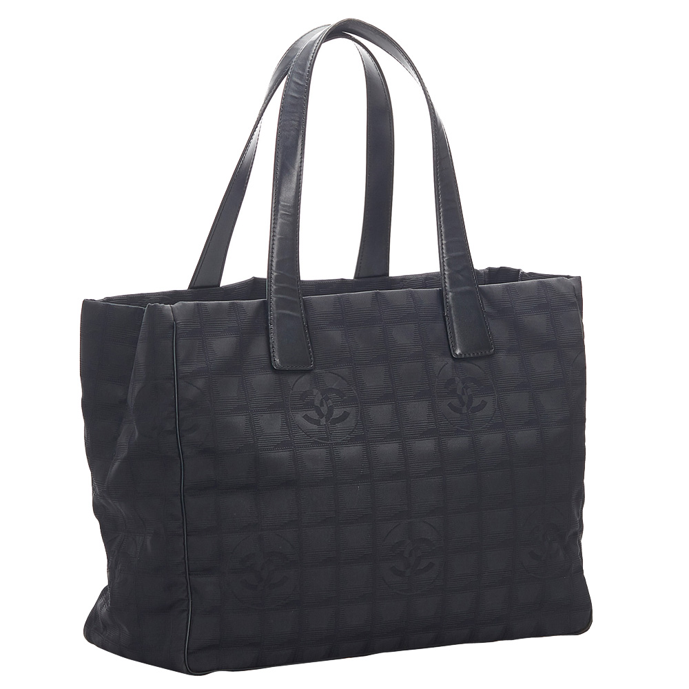 

Chanel Black Nylon New Travel Line Tote Bag