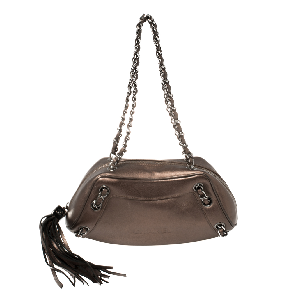 Pre-owned Chanel Metallic Leather Tassel Baguette Bag