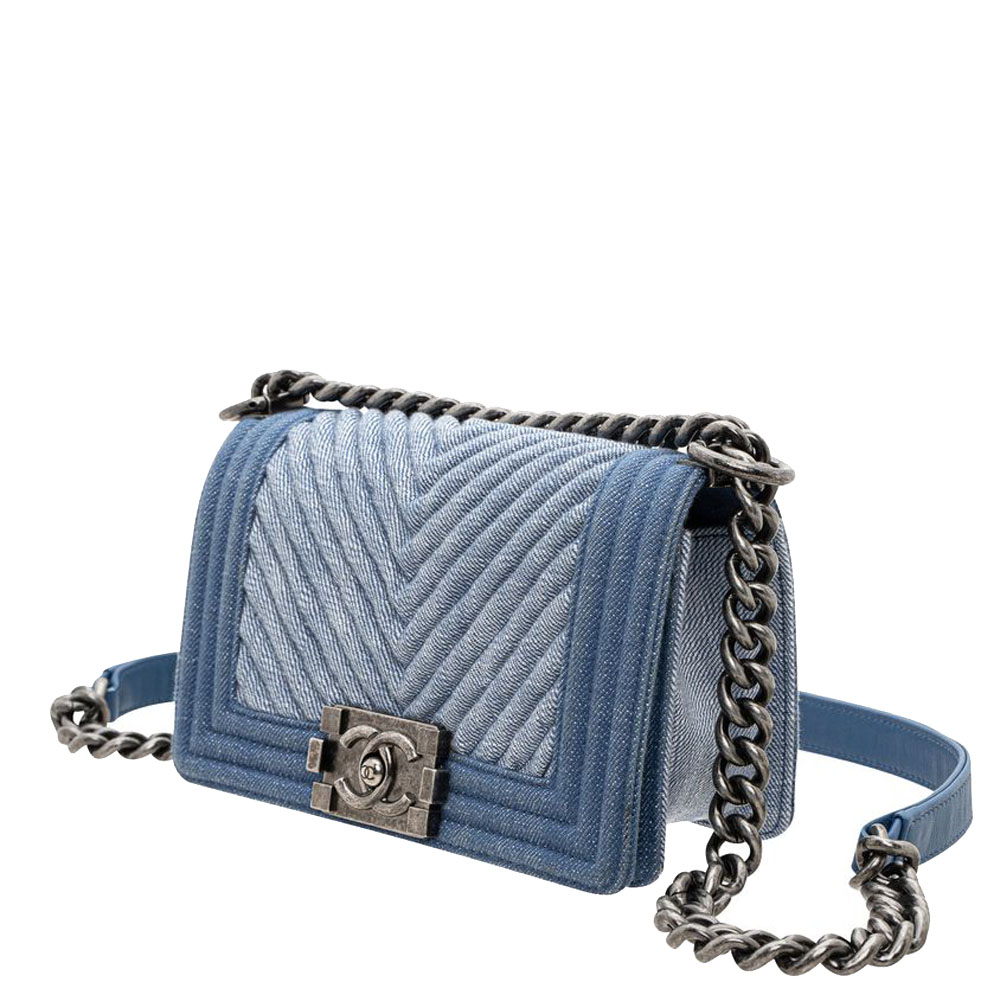 

Chanel Blue Denim Chevron Boy Small Flap Crossbody Bag