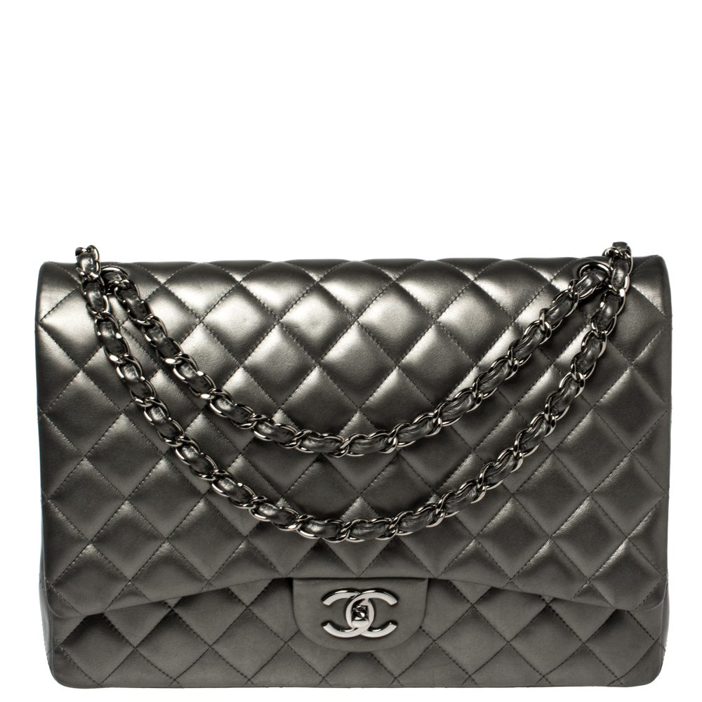 Pre-owned Chanel Metallic Grey Quilted Leather Maxi Classic Double Flap Bag