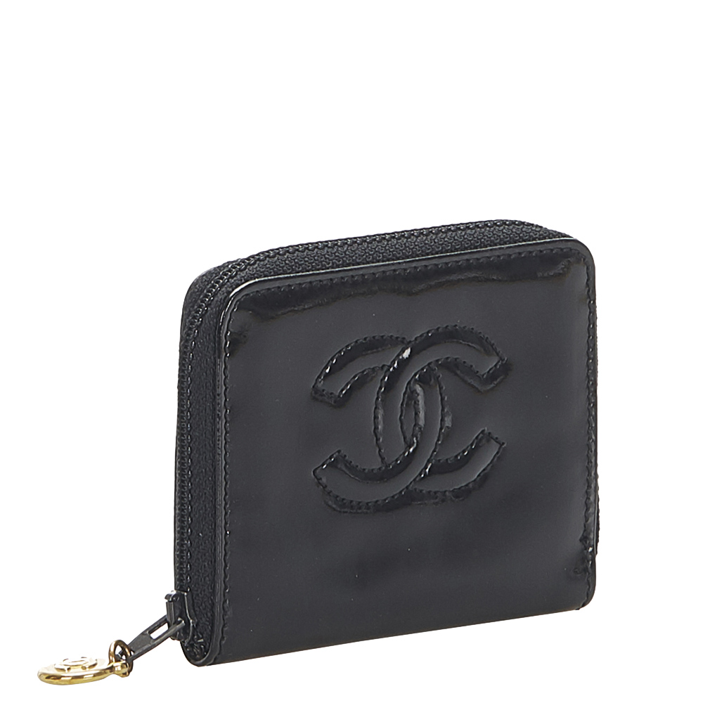 

Chanel Black CC Patent Leather Coin Pouch