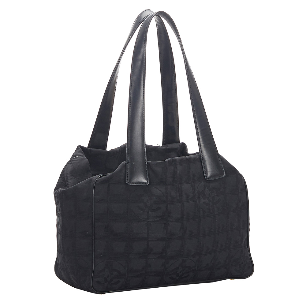 

Chanel Black Nylon New Travel Line Tote Bag