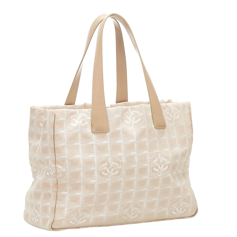

Chanel Beige Canvas New Travel Line Tote
