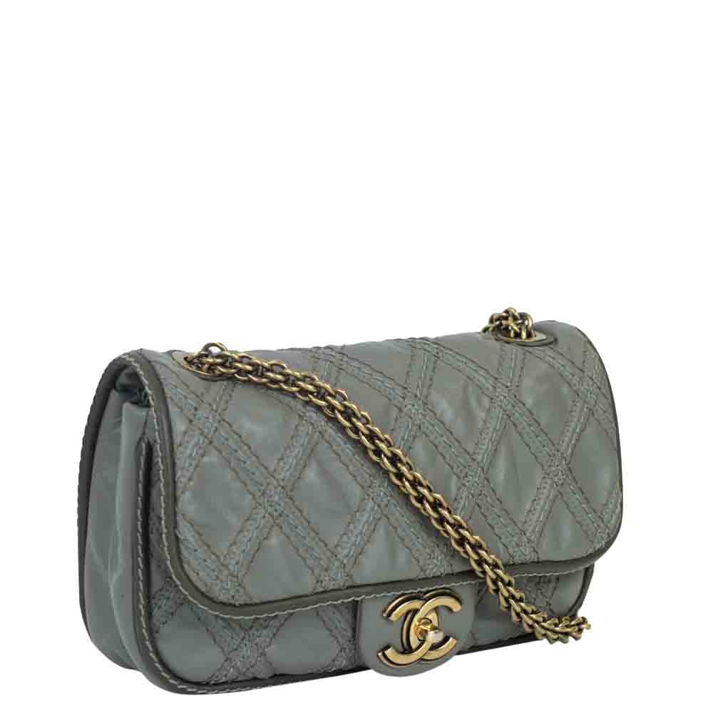 

Chanel Grey Leather Shoulder Bag