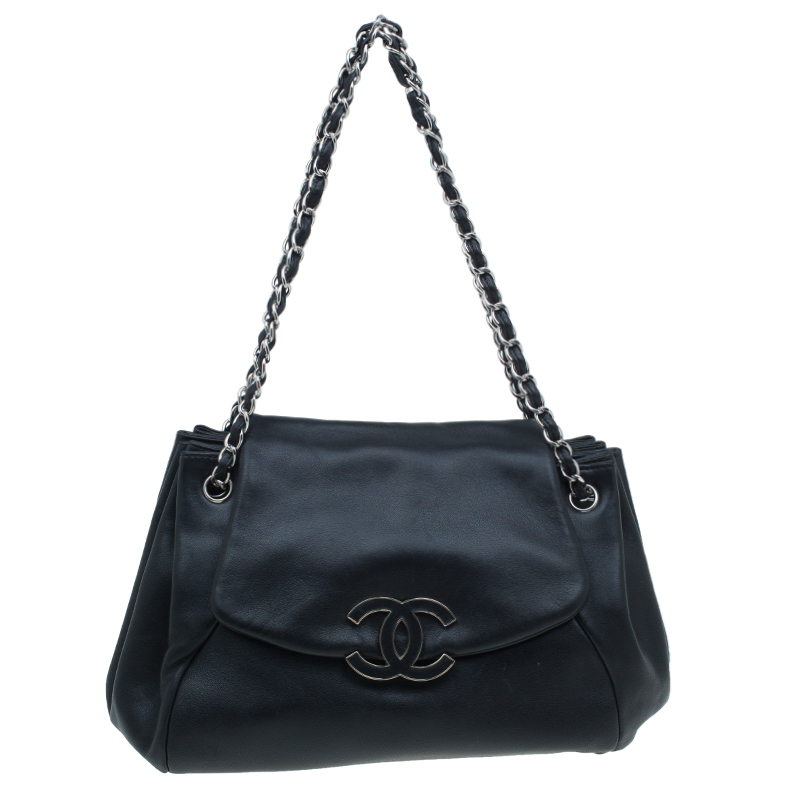 Pre Owned حقيبة يد شانيل طية أكورديون سنسيوال جلد ناعم أسود