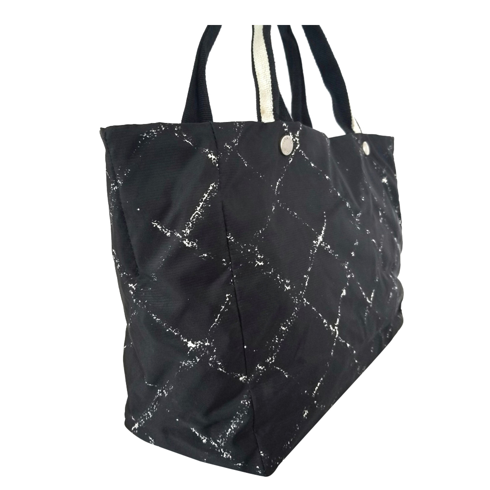 

Chanel Black Nylon Travel Line Tote Bag