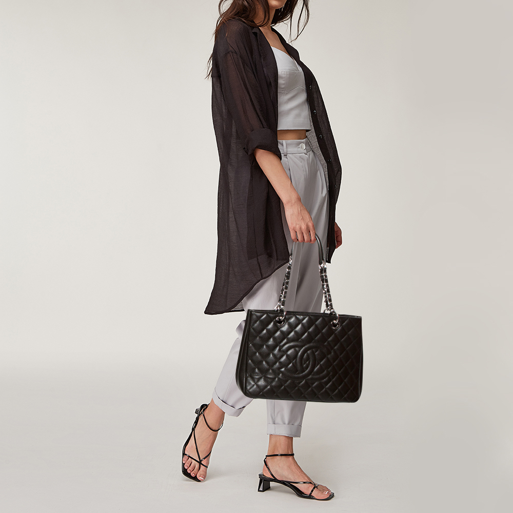 

Chanel Dark Brown Quilted Caviar Leather Grand Shopping Tote