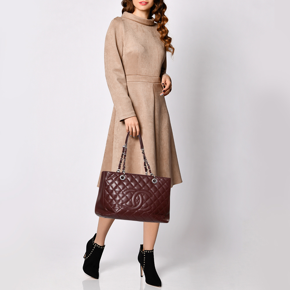 

Chanel Dark Red Quilted Caviar Leather Grand Shopping Tote