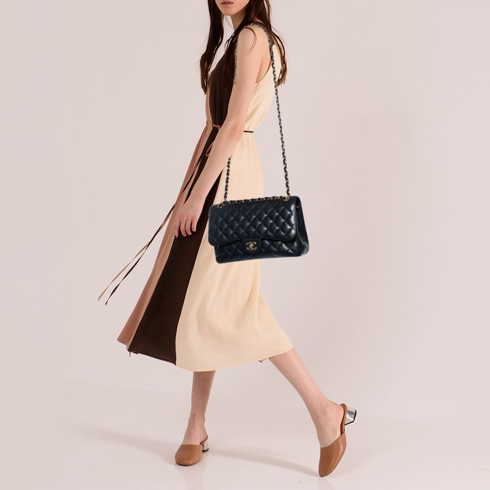

Chanel Black Quilted Caviar Leather Jumbo Classic Double Flap Bag