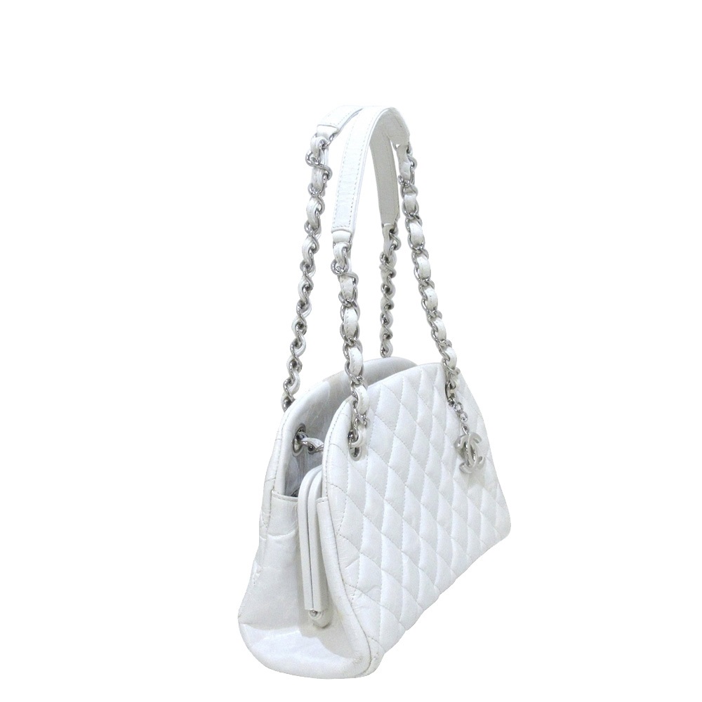 

Chanel Mademoiselle Patent Leather Bowling Bag, White