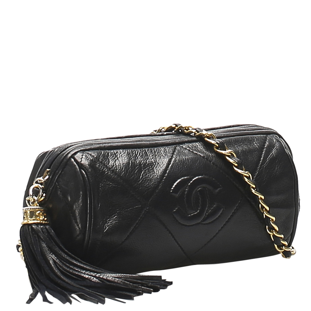 

Chanel Black Lambskin Leather Crossbody Bag