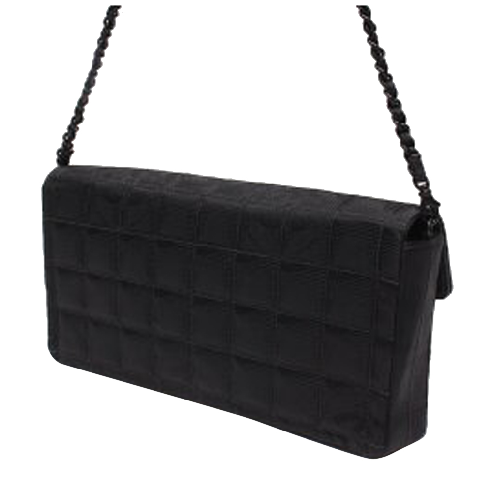 

Chanel Black Leather New Travel Shoulder Bag