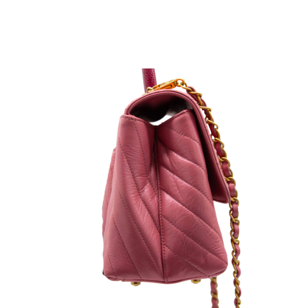 

Chanel Pink Medium Leather Chevron Top Handle Bag