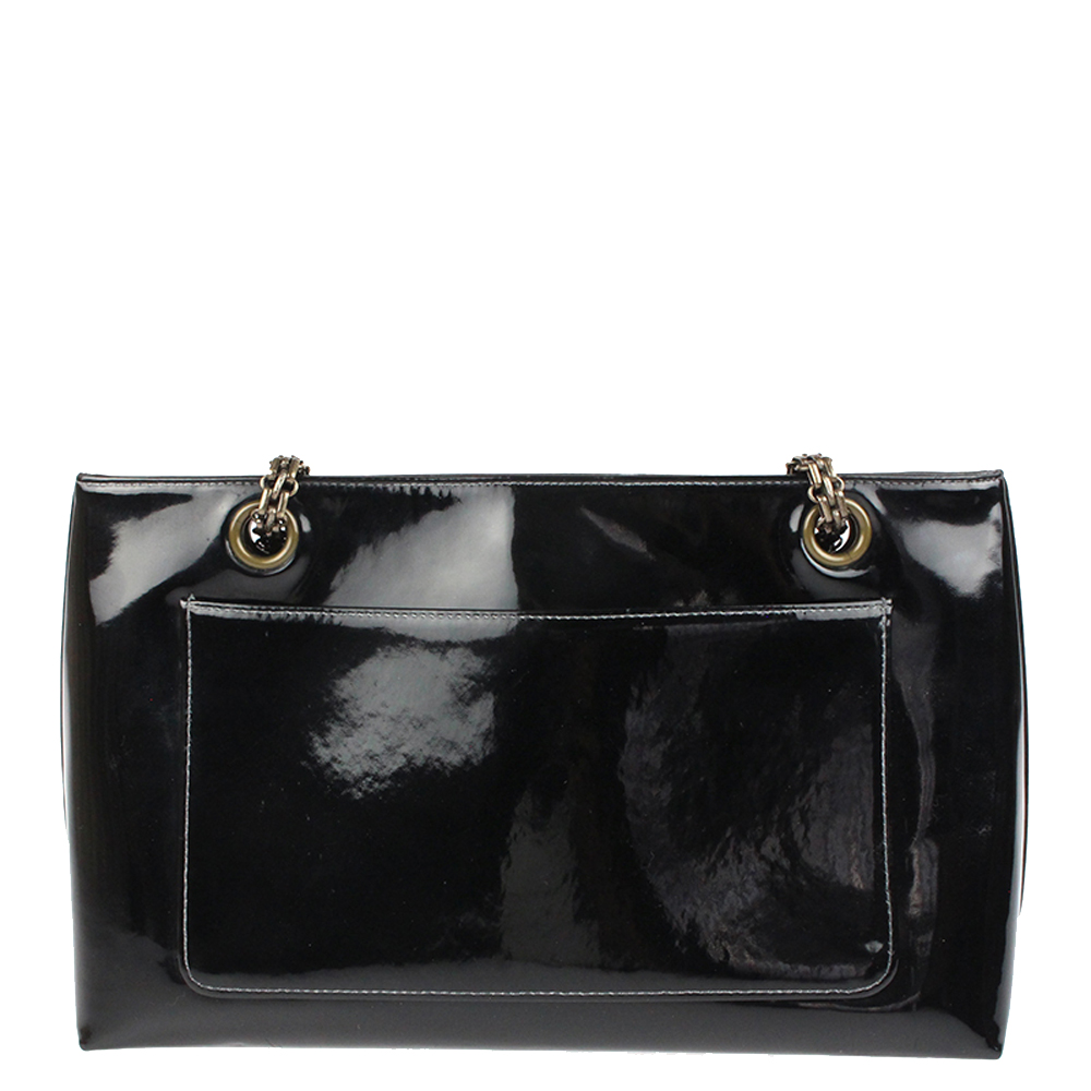 

Chanel Black Patent Leather CC Clutch Bag