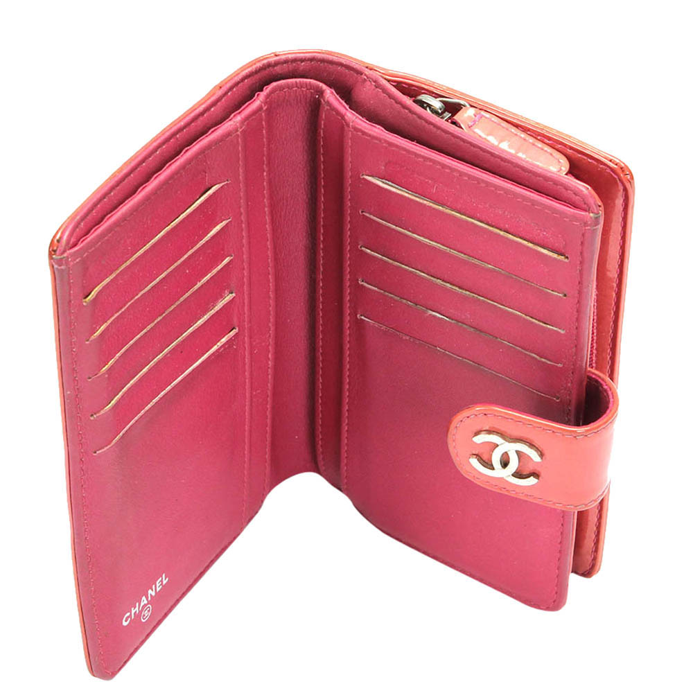 

Chanel Red Leather Camellia Wallet