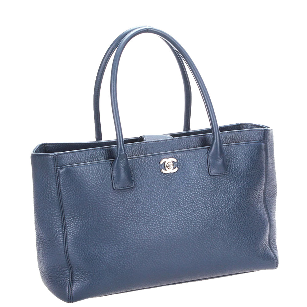 

Chanel Blue Leather Executive Cerf Tote Bag