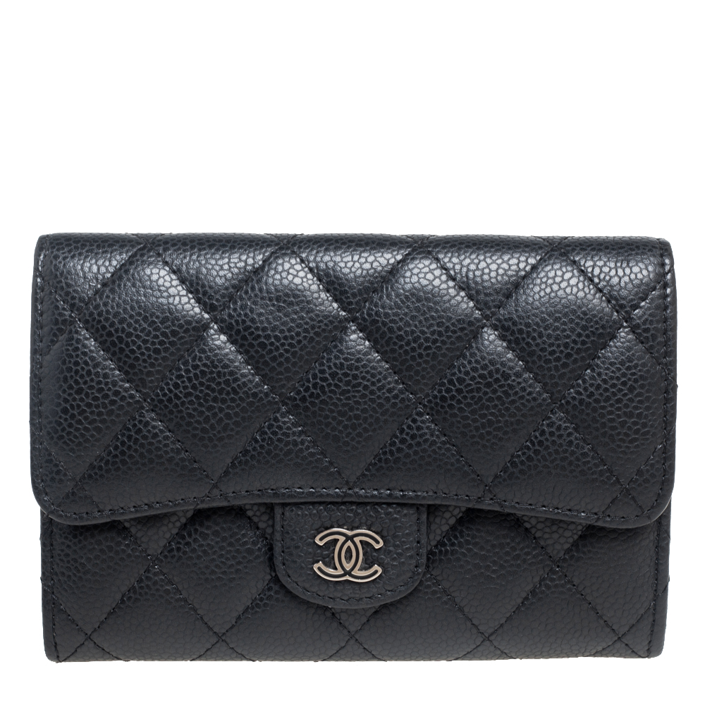 Pre Owned Chanel Black Caviar Leather Medium Flap Wallet