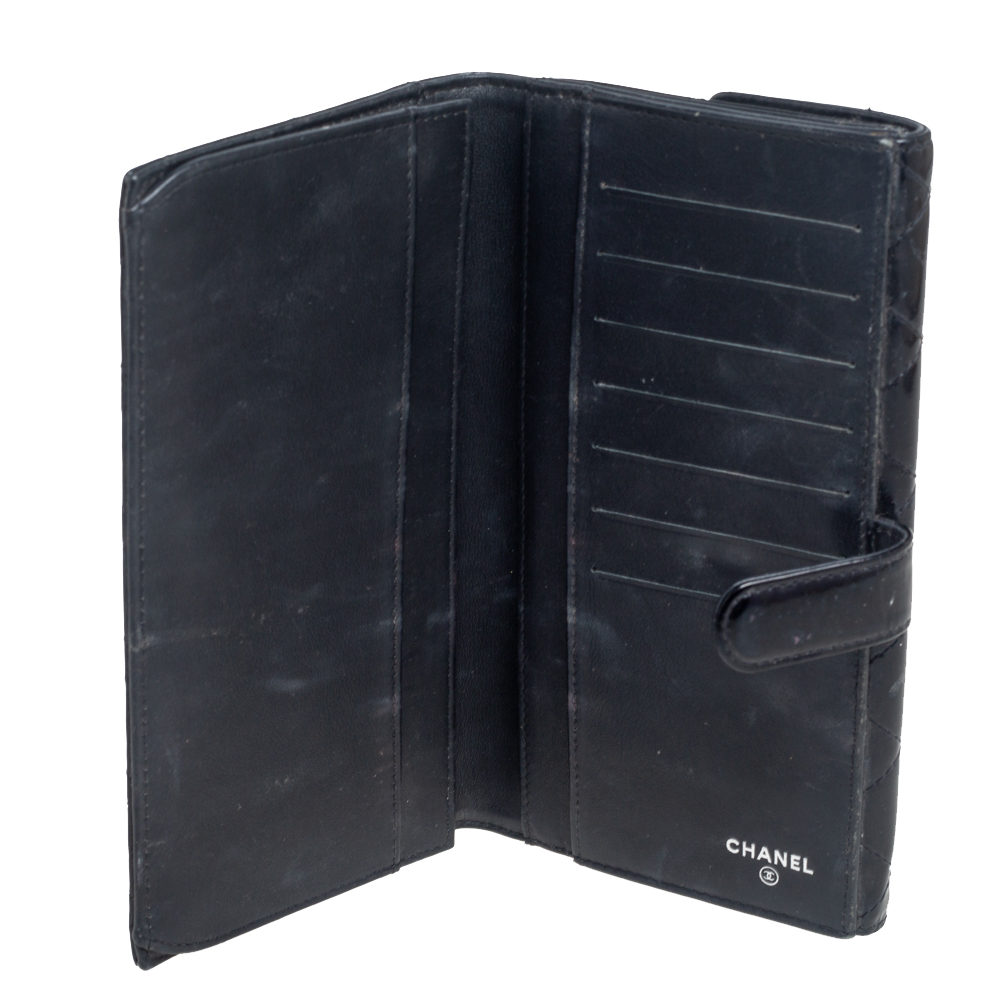 

Chanel Black Quilted Patent Leather CC Brilliant Wallet