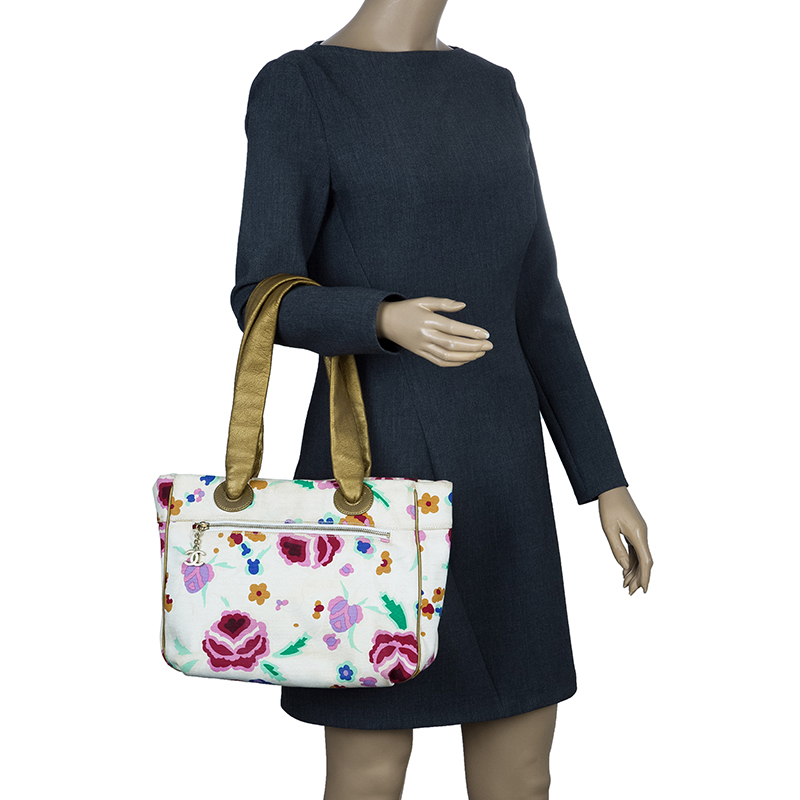 

Chanel Multicolor Canvas Floral Print Tote