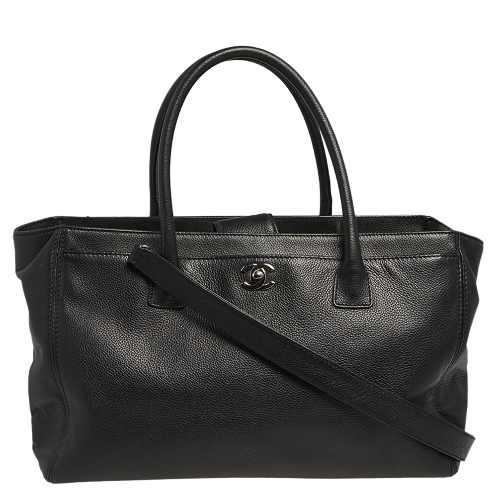 Pre Owned Chanel Black Leather Cerf Shopper Tote